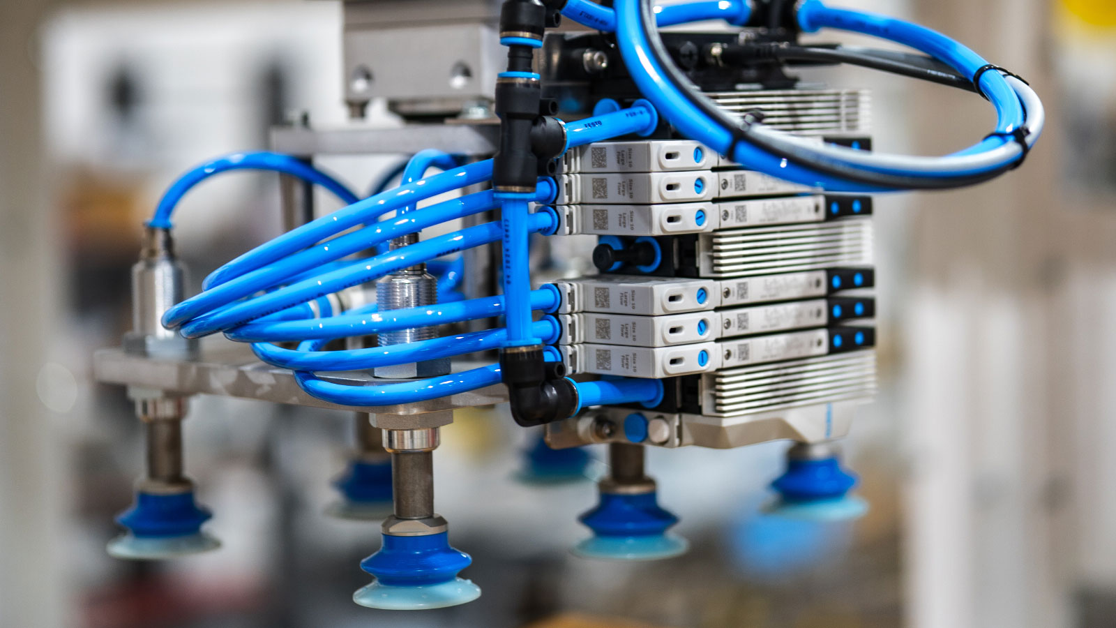 The new Flex Stack series of gantry palletizers/de-palletizers is based on Festo mechatronic technology. Return on investment (ROI) in one year is doable for operations switching from labor-intensive palletizing to an automated Flex Stack option.