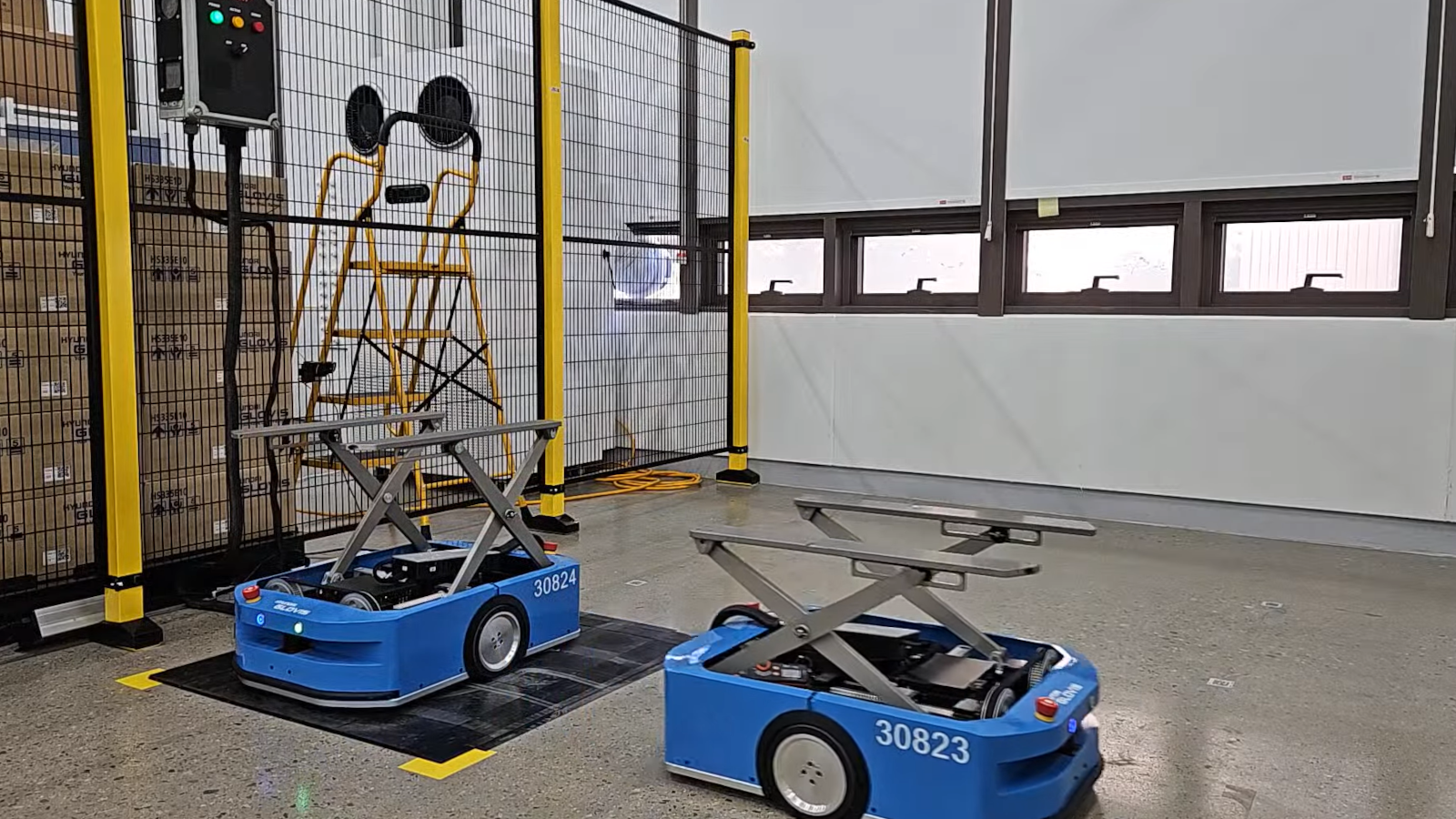 CaPow has developed a new capacitive power solution for charging AMRs designed to keep them operating perpetually.