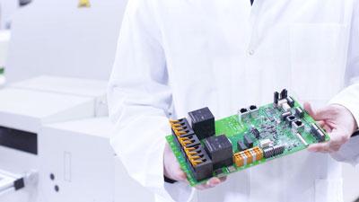 Weidmüller's SNAP IN technology shown here in a PCB power electronics example.
